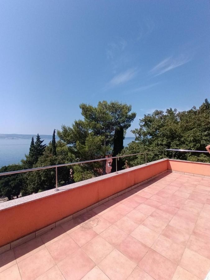 Blue Seagull - Seafront Holiday Home ノヴィ・ヴィノドロスキー エクステリア 写真